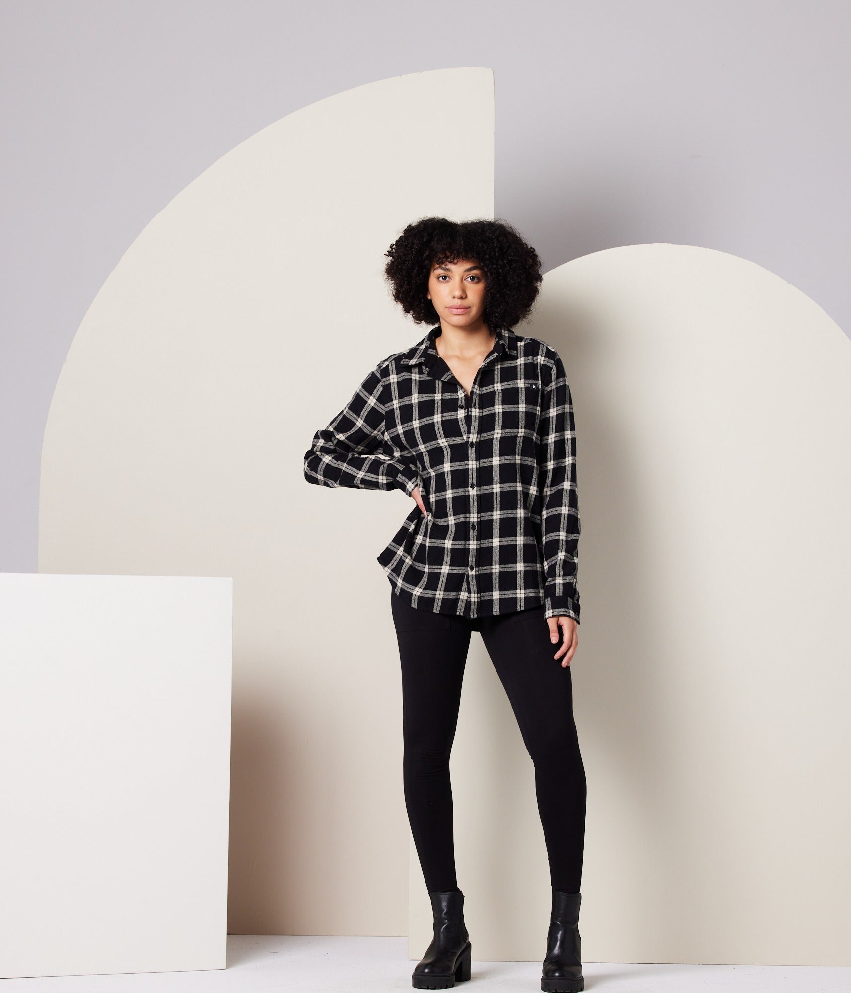Shiloh Unisex Flannel - Black/Taupe Plaid